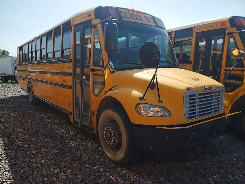 2011 FREIGHTLINER B2 Bus Chassis