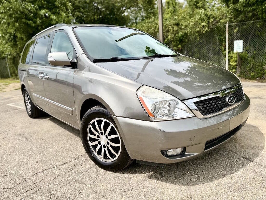 2011 KIA Sedona
