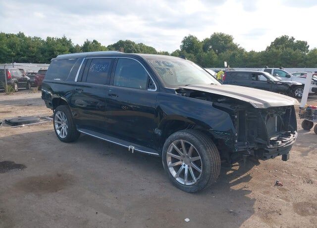 2017 CADILLAC Escalade ESV