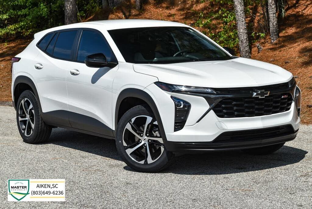 2024 CHEVROLET Trax