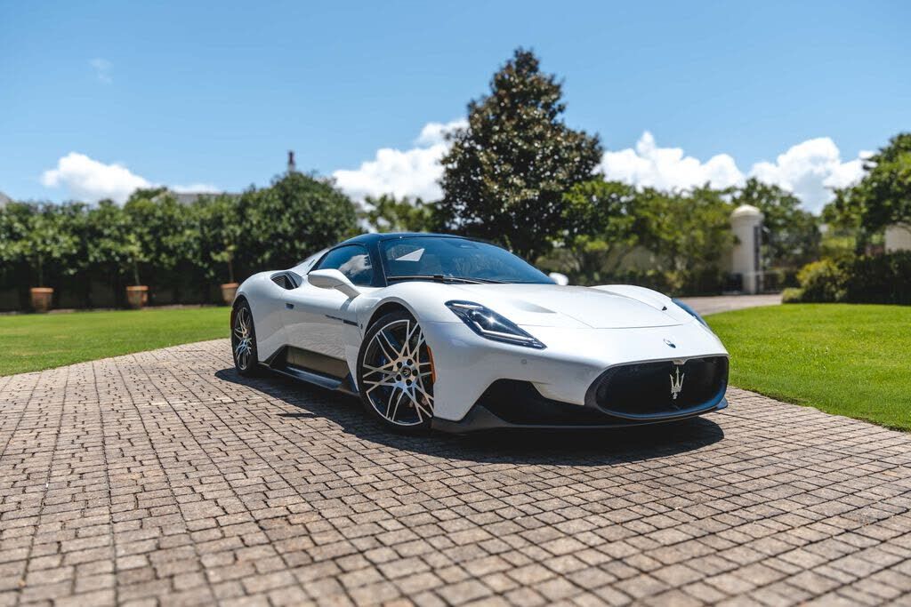 2023 MASERATI MC20
