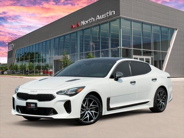 2022 KIA Stinger