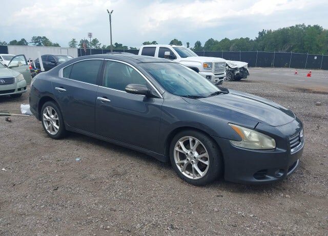 2013 NISSAN Maxima