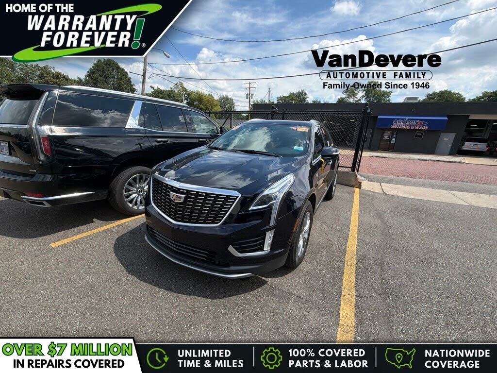 2022 CADILLAC XT5