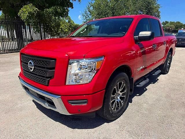 2022 NISSAN Titan