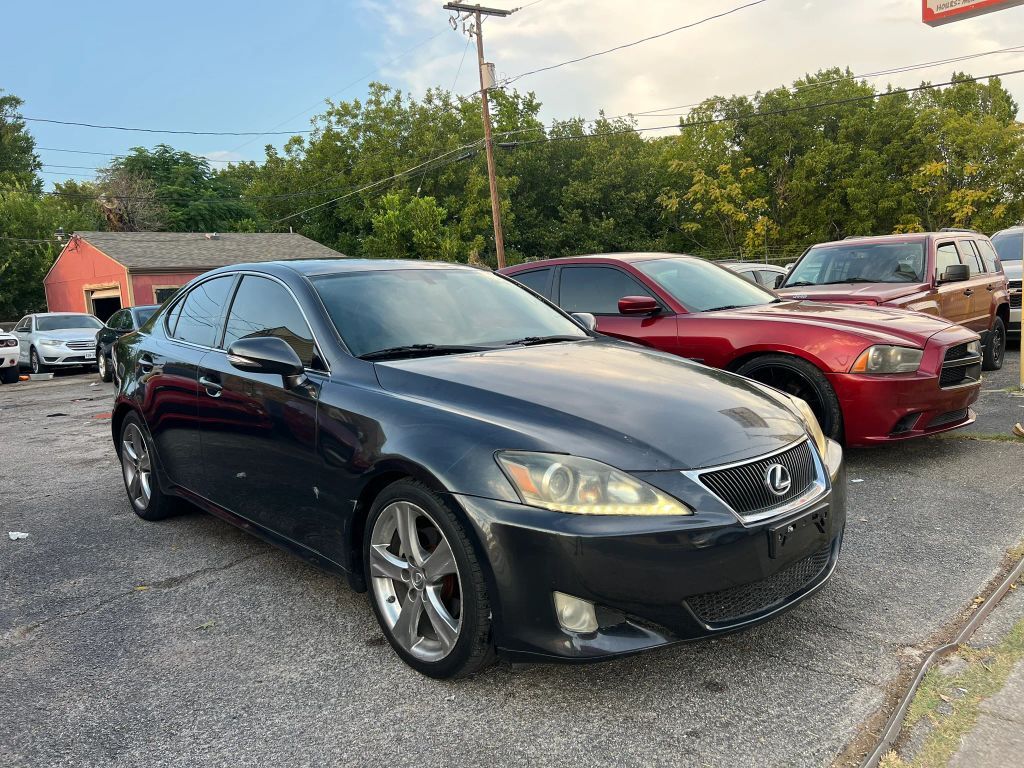 2011 LEXUS IS