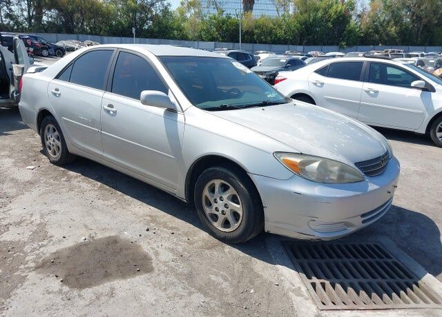 2002 TOYOTA Camry