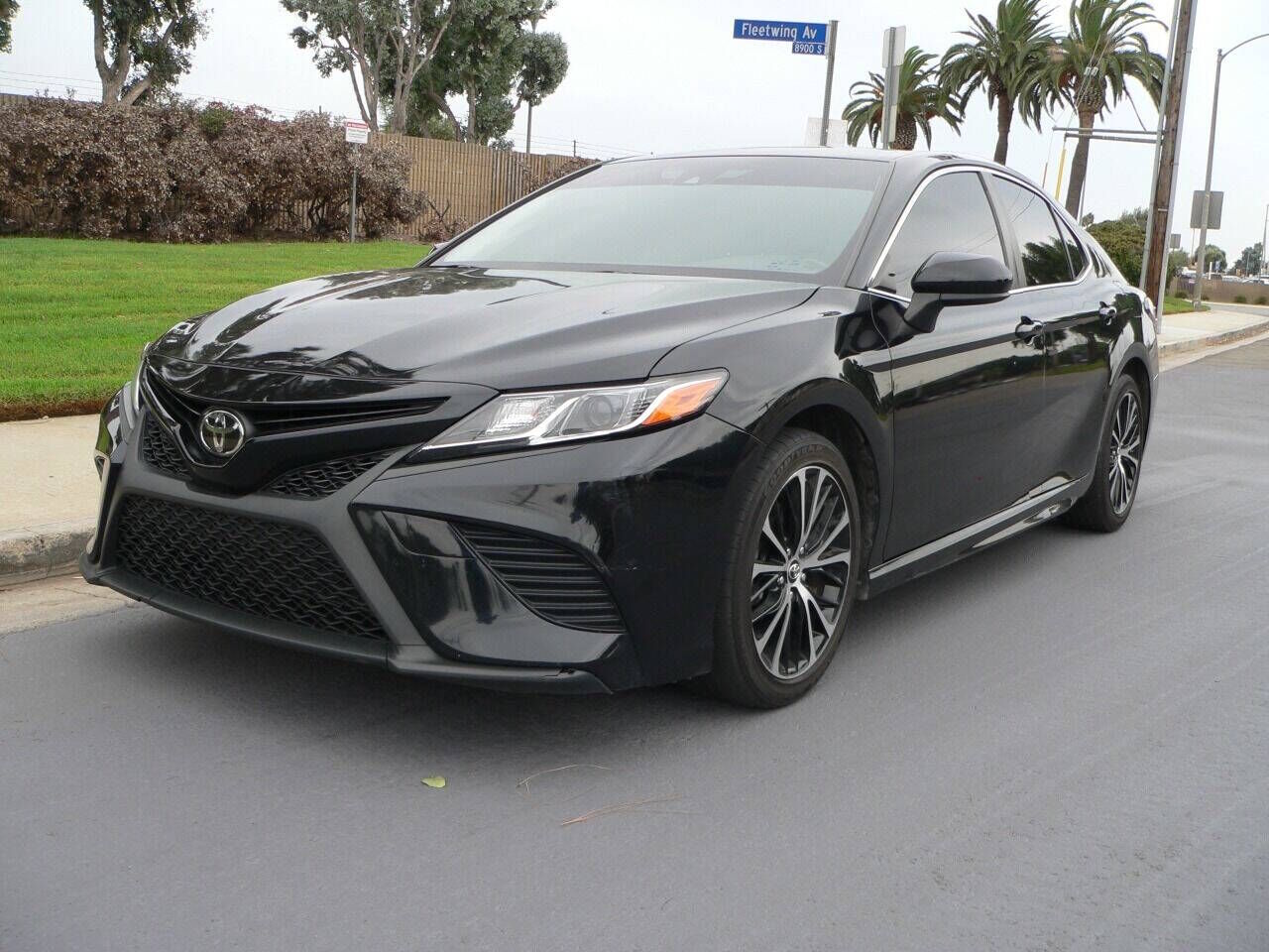 2018 TOYOTA Camry