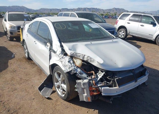 2015 CHEVROLET Volt