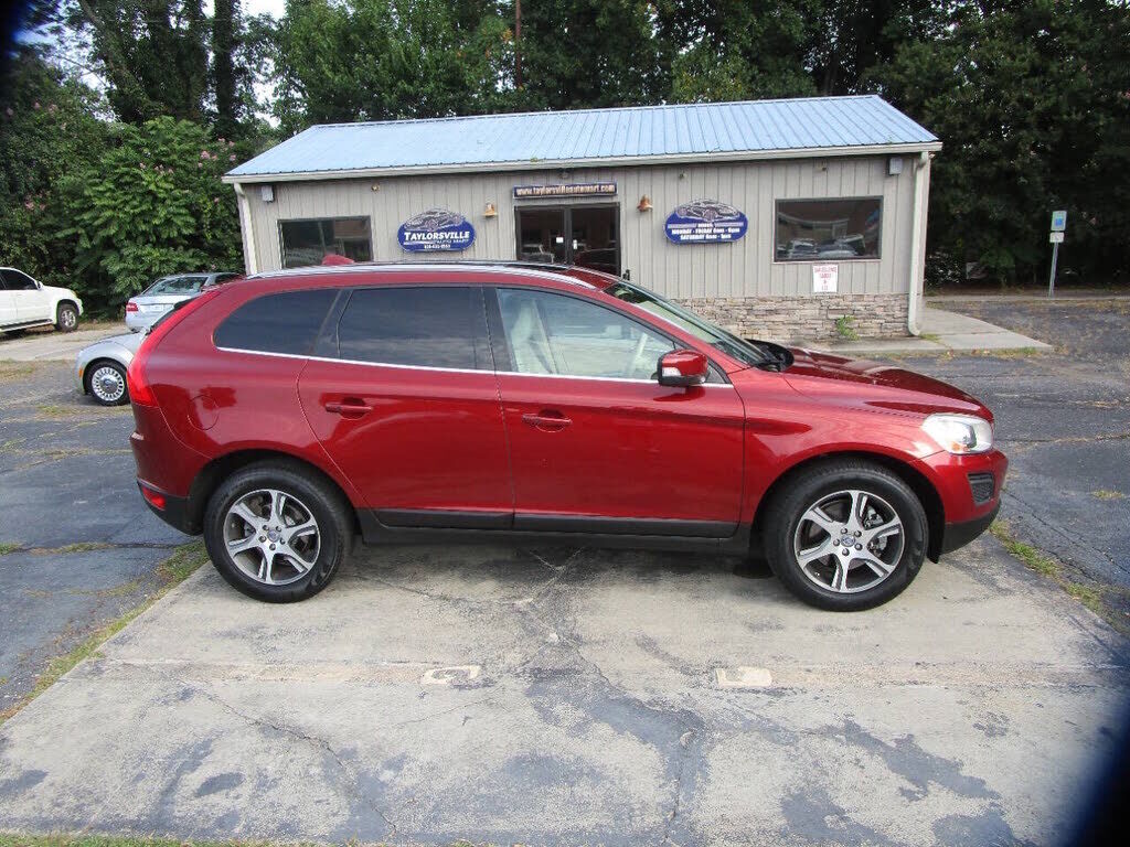 2011 VOLVO XC60
