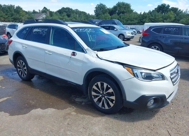 2016 SUBARU Outback