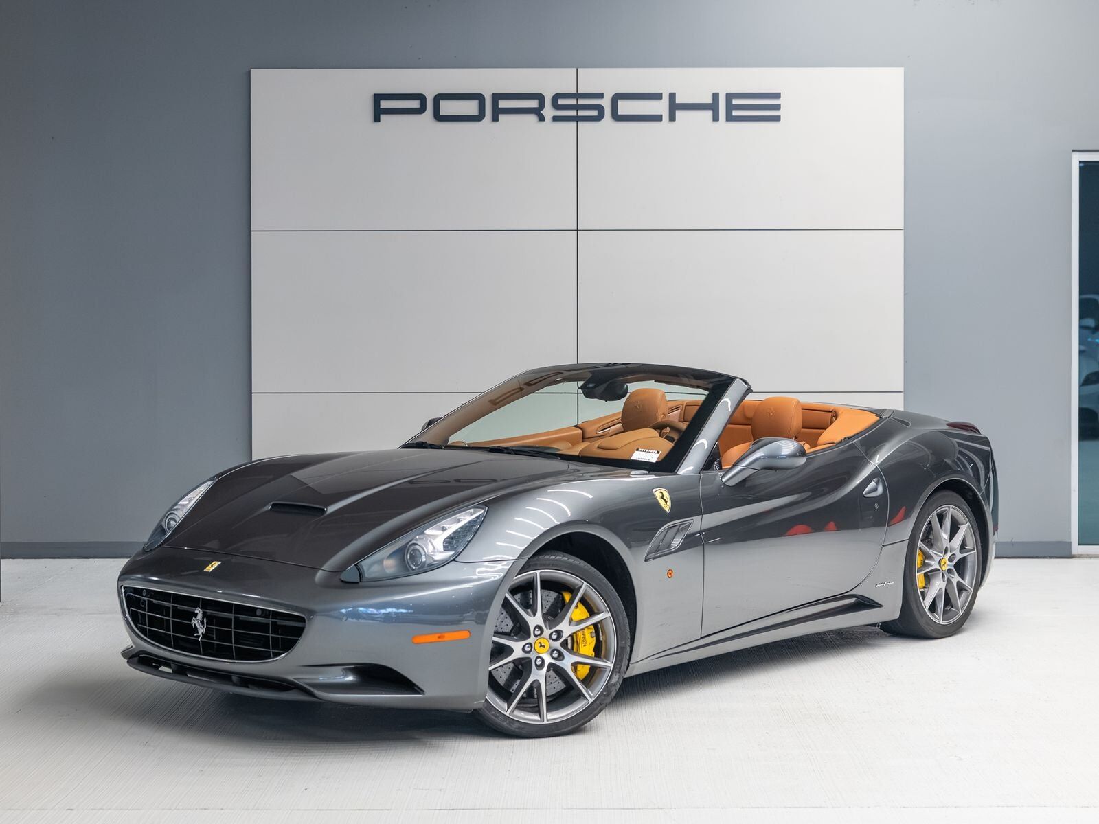2011 FERRARI California