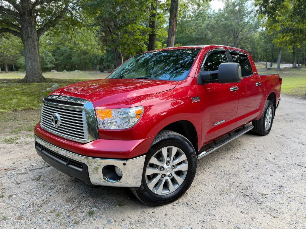2013 TOYOTA Tundra