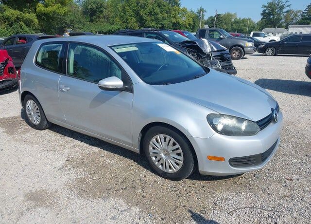 2012 VOLKSWAGEN Golf
