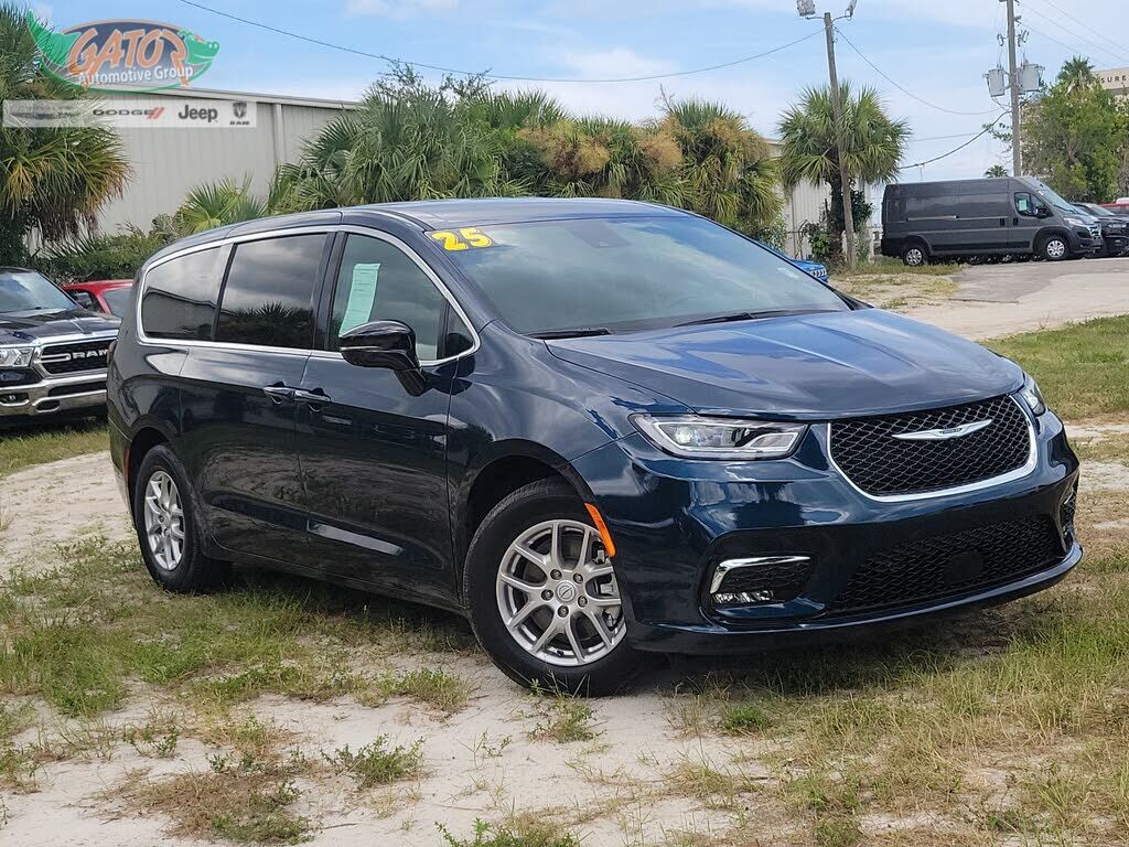2025 CHRYSLER Pacifica