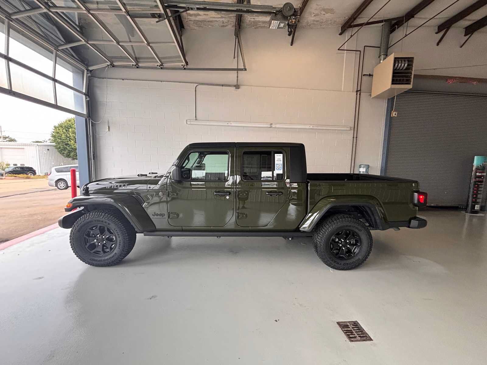 2022 JEEP Gladiator