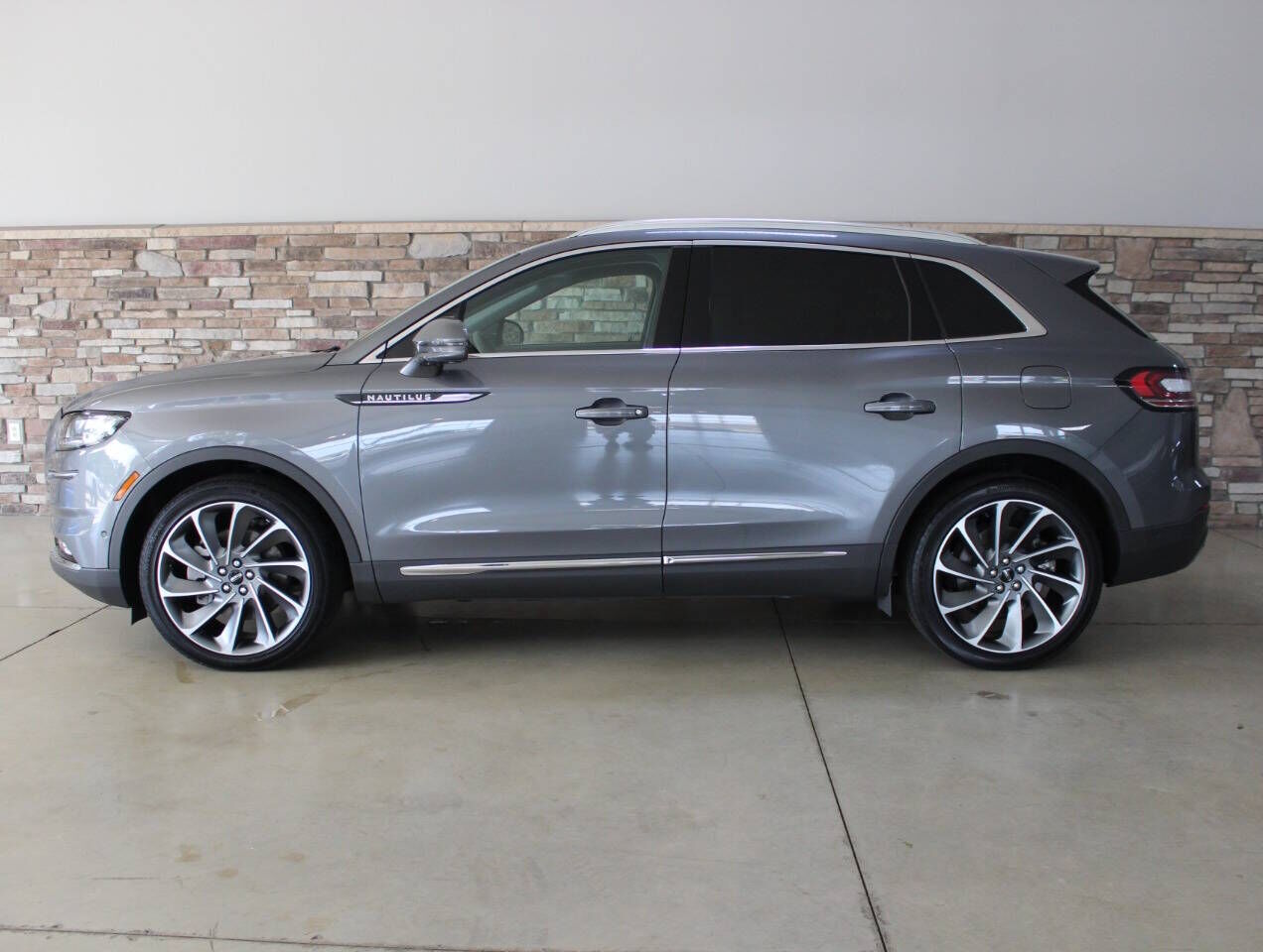 2023 LINCOLN Nautilus