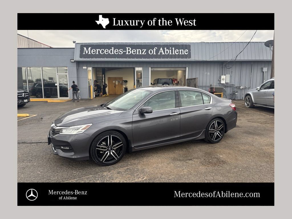 2017 HONDA Accord