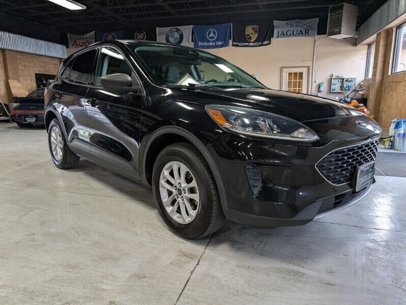 2022 FORD Escape