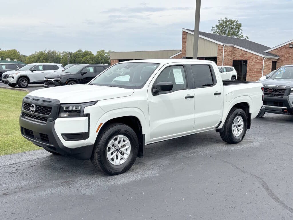 2026 NISSAN Frontier