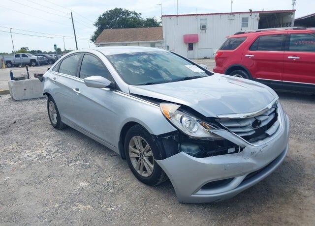 2012 HYUNDAI Sonata