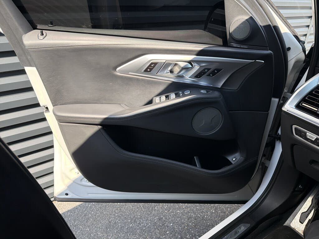 2023 BMW XM