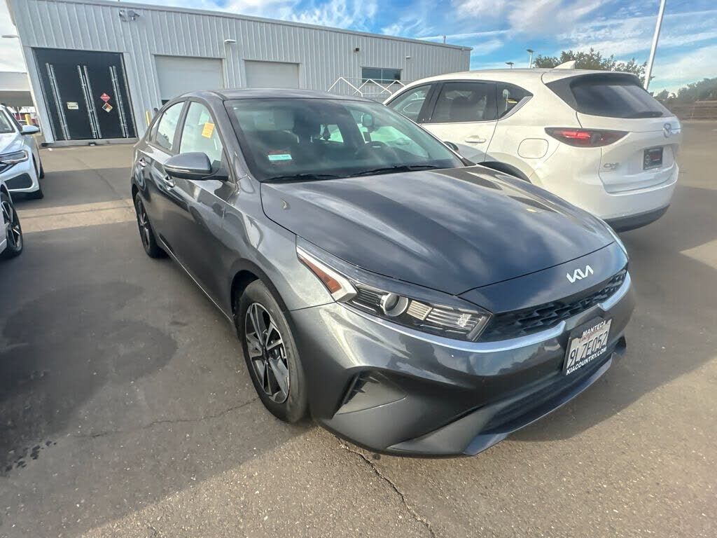 2024 KIA Forte