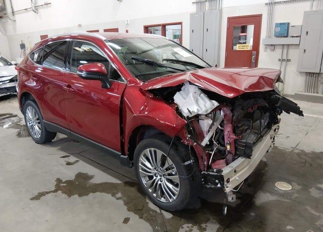 2023 TOYOTA Venza