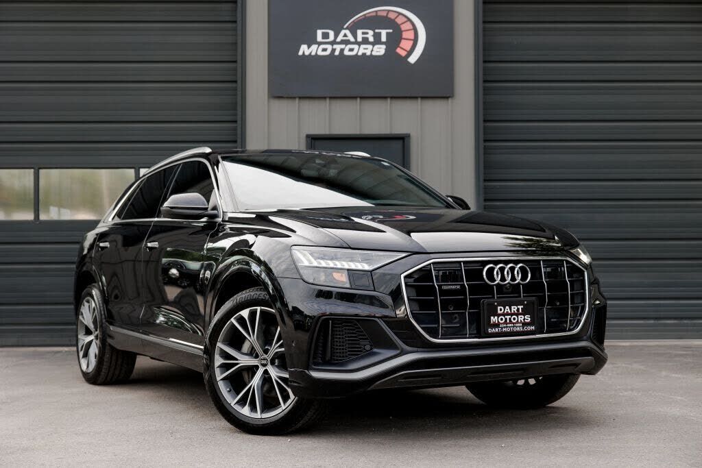 2021 AUDI Q8