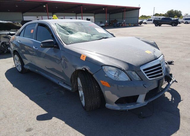 2011 MERCEDES-BENZ E-Class