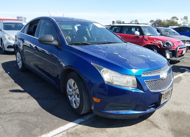 2012 CHEVROLET Cruze