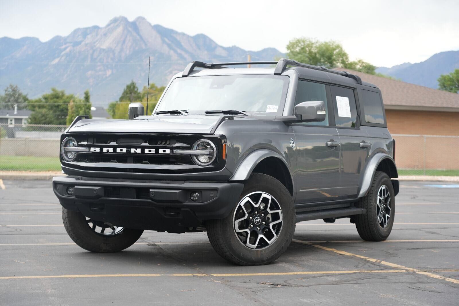 2024 FORD Bronco