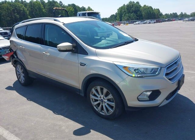 2017 FORD Escape