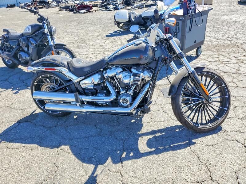 2024 HARLEY-DAVIDSON Breakout