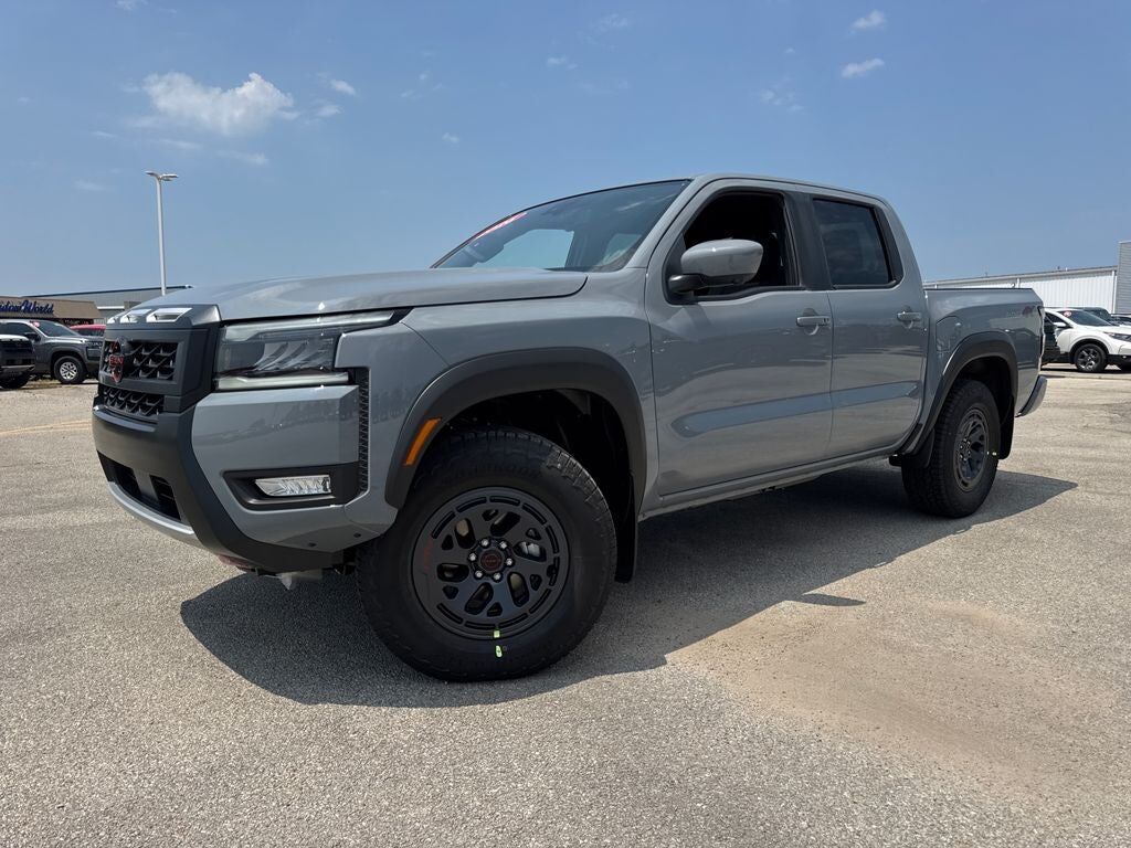 2026 NISSAN Frontier