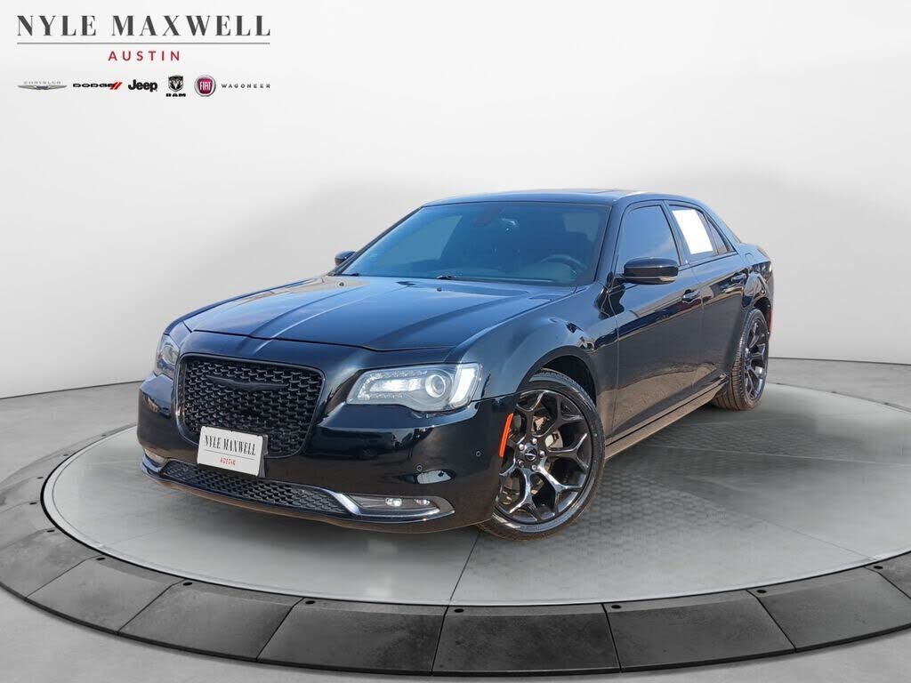 2016 CHRYSLER 300