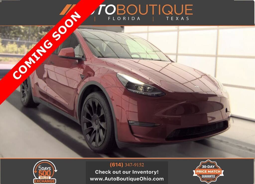 2024 TESLA Model Y