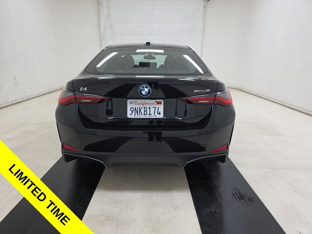 2024 BMW i4