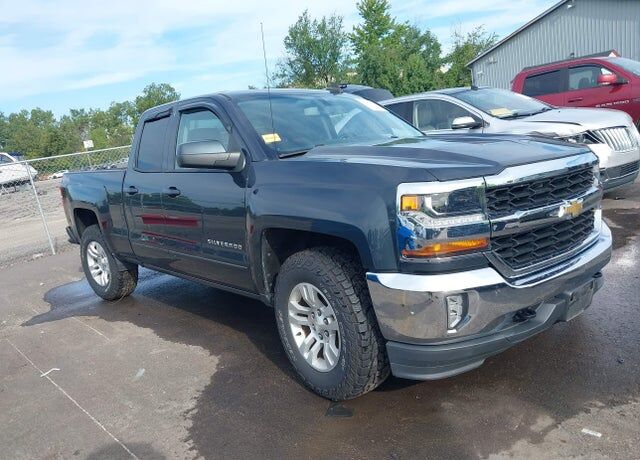 2017 CHEVROLET Silverado