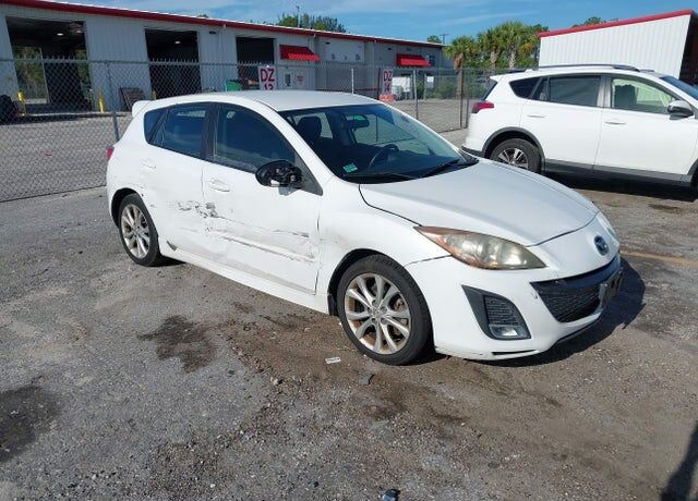 2011 MAZDA Mazda3