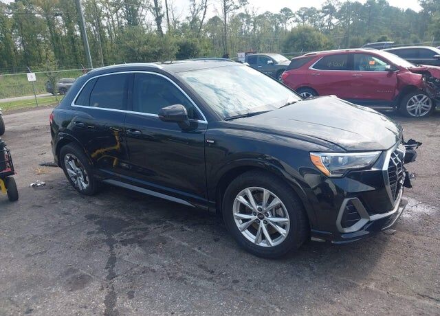 2022 AUDI Q3