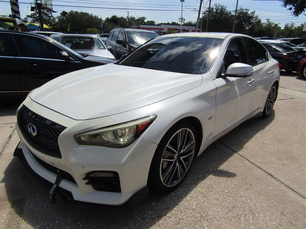 2017 INFINITI Q50
