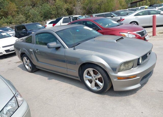2009 FORD Mustang