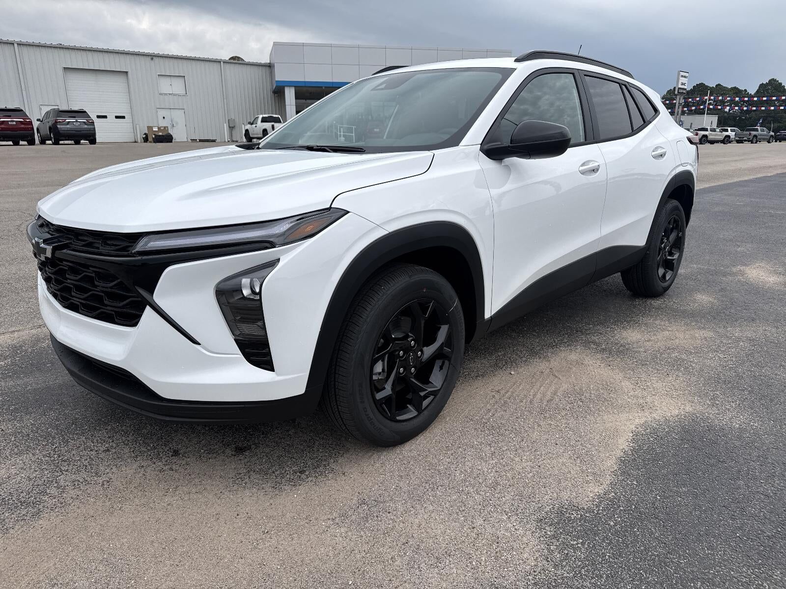 2026 CHEVROLET Trax