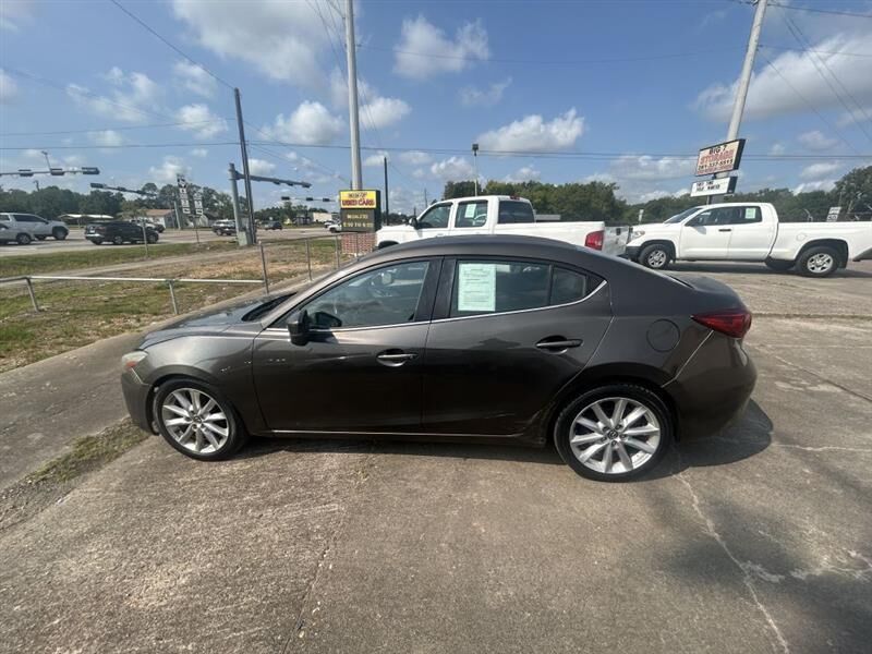 2017 MAZDA Mazda3