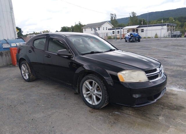 2012 DODGE Avenger