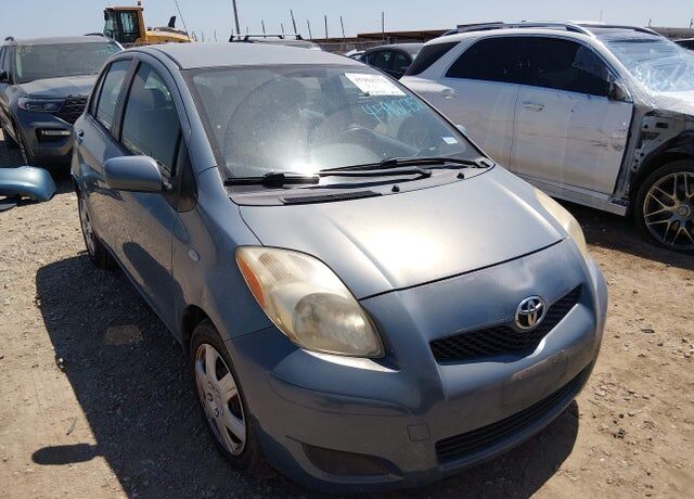 2009 TOYOTA Yaris