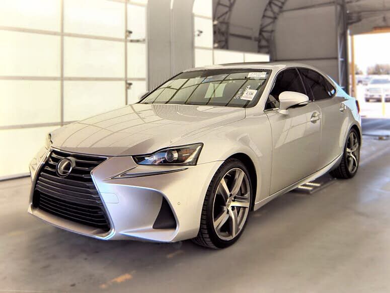 2019 LEXUS IS
