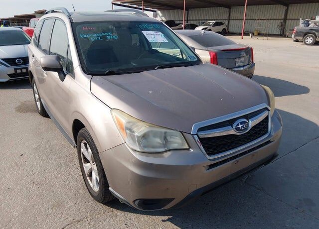 2014 SUBARU Forester