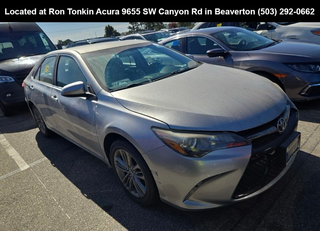 2016 TOYOTA Camry